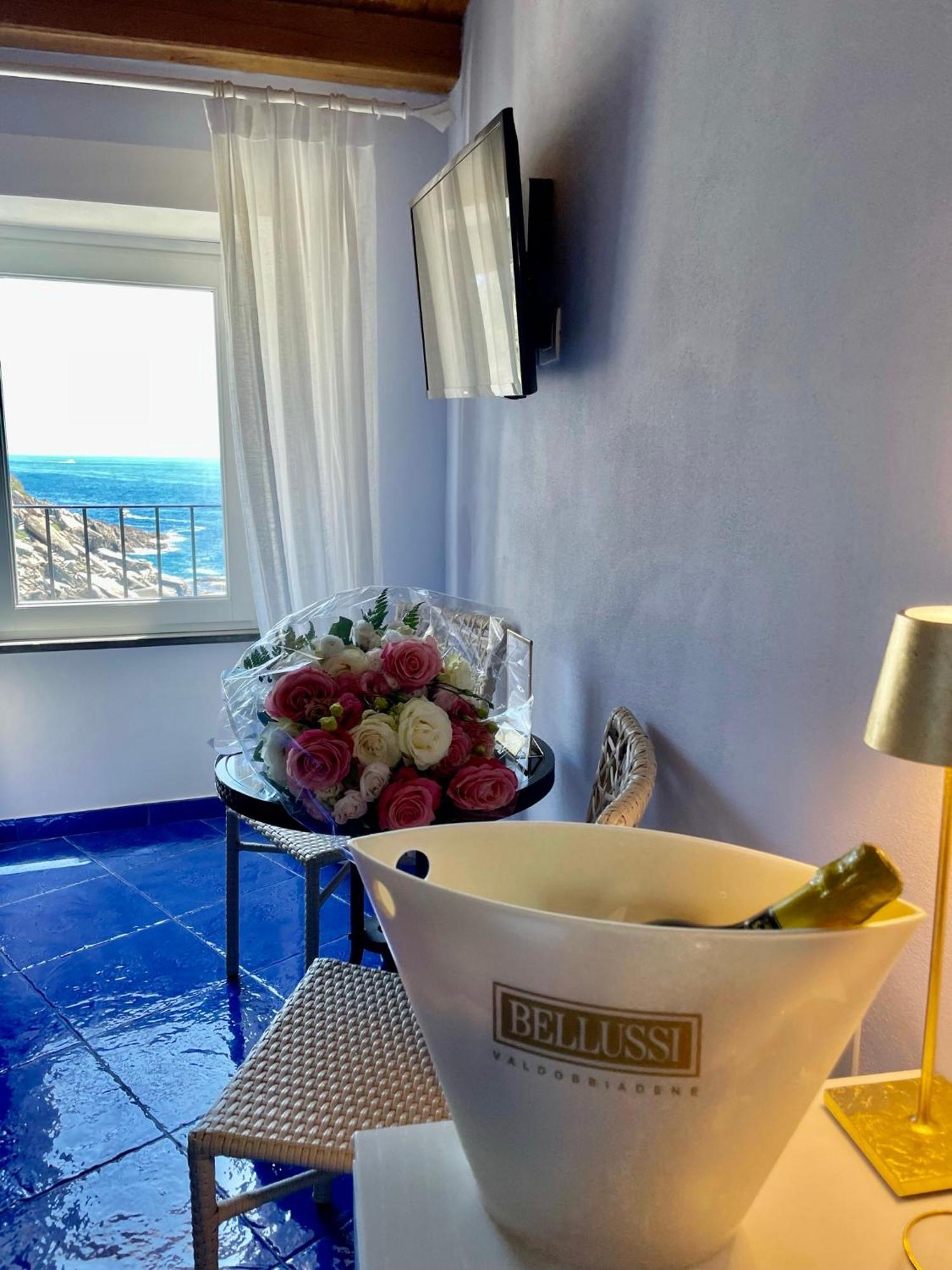 La Polena Camere Vernazza - Suite Vista Mare Exterior foto